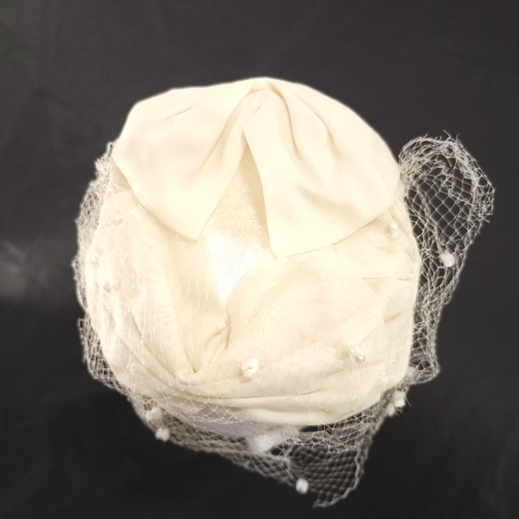 Antique Wedding Bridal Veil Head Dress Ivory Bow Clip Bride Birdcage 1960s main image 4